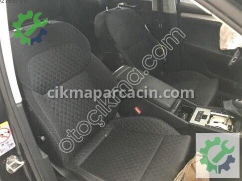 Skoda Superb Koltuk 3V0881021 çıkma parça