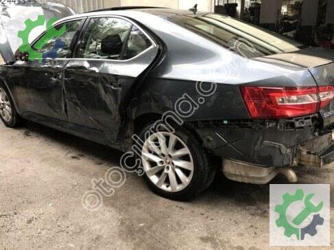 Skoda Superb Sol Arka Çamurluk 3V5809601D çıkma parça