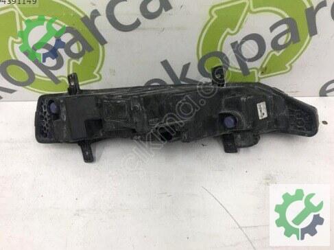 Skoda Superb Sis Farı Çerçevesi 3V0941699B çıkma parça