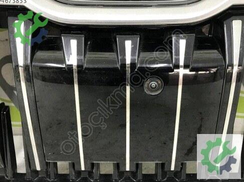 Skoda Superb Ön Panjur 3P0853653A çıkma parça