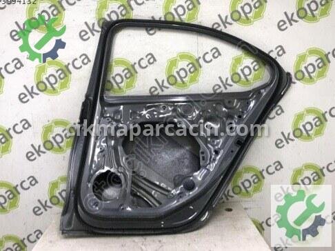 Skoda Superb Sağ Arka Kapı 3P3833052 çıkma parça