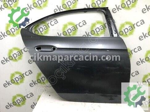 Skoda Superb Sağ Arka Kapı 3P3833052 çıkma parça