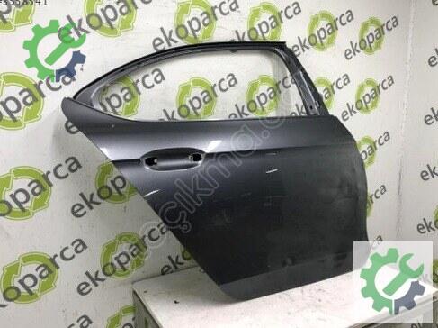 Skoda Superb Sağ Arka Kapı 3P3833052 çıkma parça