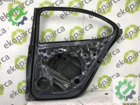 Skoda Superb Sağ Arka Kapı 3P3833052 çıkma parça