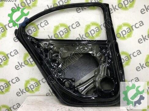 Skoda Superb Sol Arka Kapı 3P3833051 çıkma parça