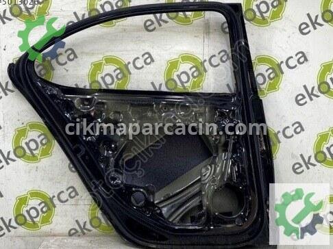Skoda Superb Sol Arka Kapı 3P3833051 çıkma parça