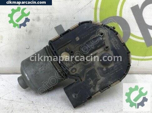 Skoda Superb Sol Ön Çamurluk çıkma parça