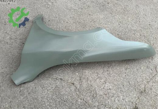 Skoda Octavia Sağ Ön Çamurluk 3T0821022 çıkma parça