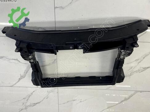 Skoda Superb Ön Panel 3T0805588D çıkma parça