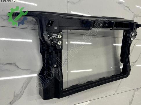 Skoda Superb Ön Panel 3T0805588D çıkma parça