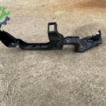 SÜPER B ÖN PANEL BRAKETİ SAĞ 2015 2016 2017 2020 SIFIR 3V0805308