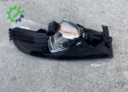 Skoda Superb Sağ Sis Farı 3T0941702 çıkma parça
