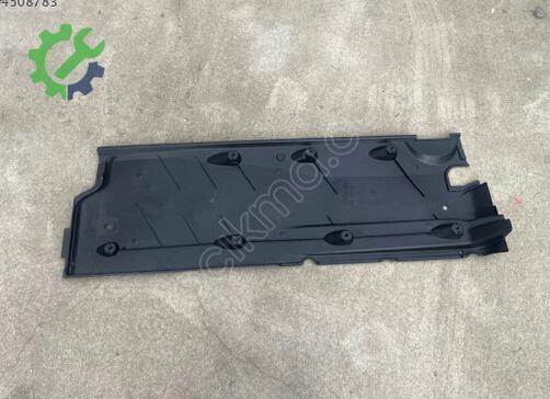 Skoda Superb Sol Konsol 3T0825201C çıkma parça