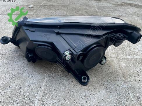 Skoda Superb Sağ Ön Far 3V1941016 çıkma parça