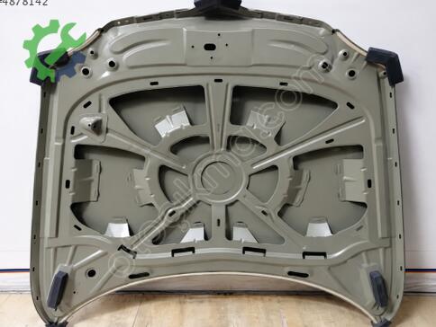 Skoda Octavia Kaput 3T0823031 çıkma parça