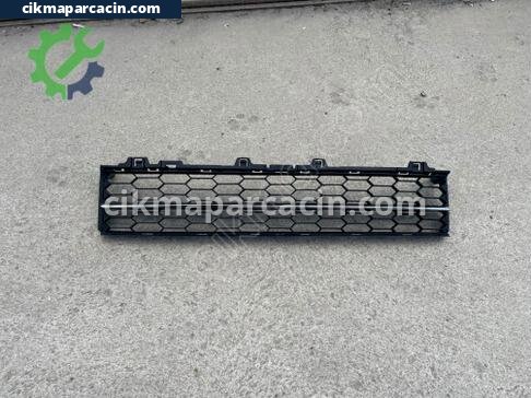 Skoda Superb Tampon Izgarası çıkma parça