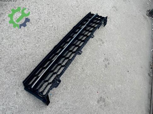 Skoda Superb Tampon Izgarası 3V0853677 çıkma parça