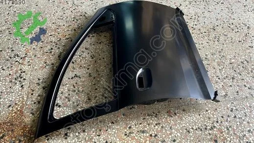 Renault Symbol Sağ Ön Kapı 801008681R çıkma parça