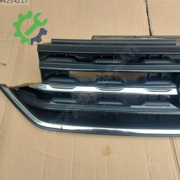 Volkswagen T-Cross Ön Panjur 2GM853651D çıkma parça