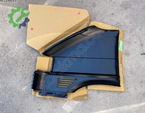 Volkswagen Transporter Sağ Ön Çamurluk 7D0821104B çıkma parça