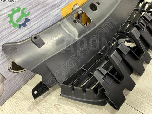 Renault Symbol Ön Panjur 8200700420 çıkma parça