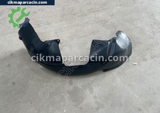 Ford Tourneo Courier Davlumbaz çıkma parça