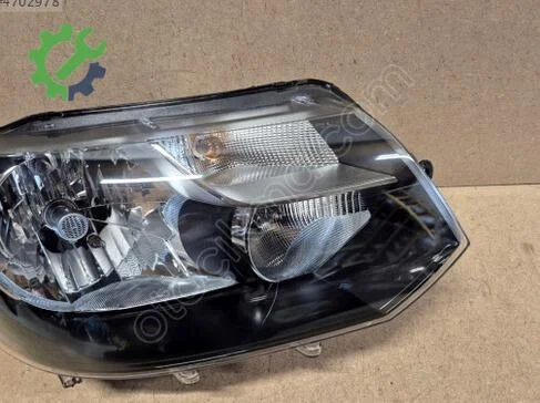 Volkswagen Transporter Sağ Ön Far 7E1941016T çıkma parça