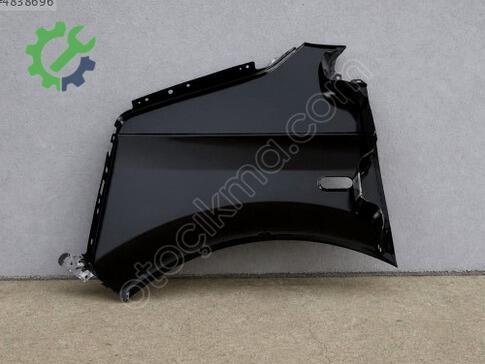 Volkswagen Transporter Sağ Ön Çamurluk 7H0821102E çıkma parça
