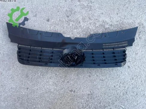 Volkswagen Transporter Ön Panjur 7H0853653 çıkma parça