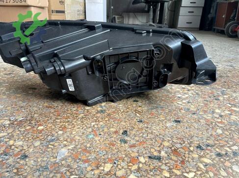 Volkswagen Transporter Sol Ön Far 7TG941035T çıkma parça