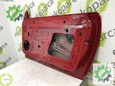Volkswagen Beetle Sağ Ön Kapı 5C5831056 çıkma parça