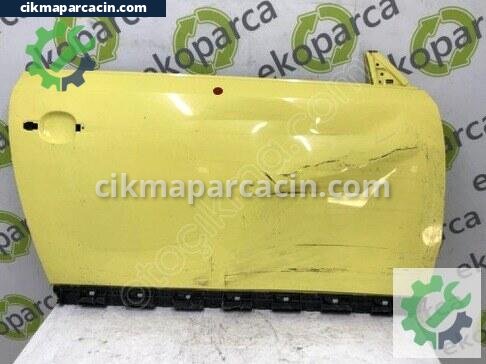 Volkswagen Beetle Sağ Ön Kapı çıkma parça