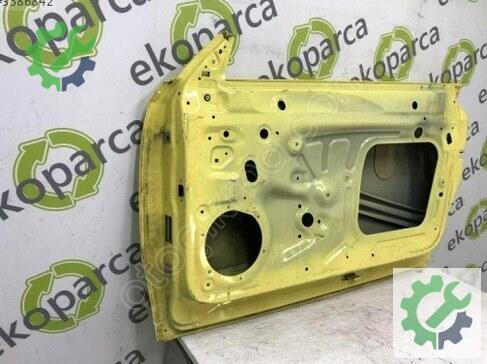 Volkswagen Beetle Sağ Ön Kapı 5C5831056 çıkma parça