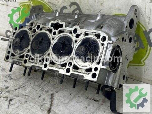 Volkswagen Caddy Silindir Kapağı 03G103351C çıkma parça