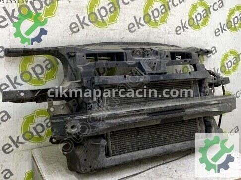 Volkswagen Caddy Ön Panel 1T0805588 çıkma parça