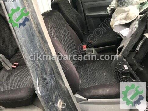 Volkswagen Caddy Ön Koltuk 2K0881105 çıkma parça