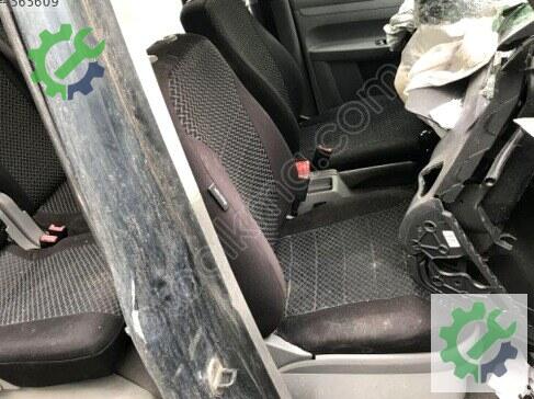 Volkswagen Caddy Ön Koltuk 2K0881105 çıkma parça