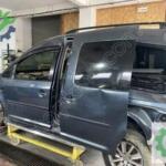 VOLKSWAGEN CADDY 2005 2015 SOL ÖN ÇEYREK 2K0809835