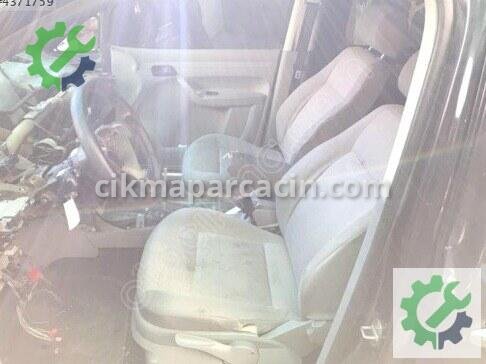 Volkswagen Caddy Koltuk 2K0881105H çıkma parça