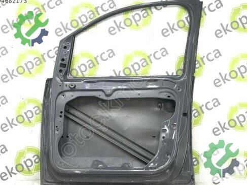 Volkswagen Caddy Sağ Ön Kapı 2K0831056 çıkma parça