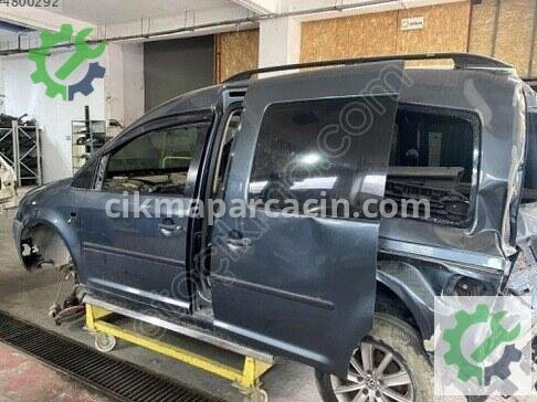 Volkswagen Caddy Sağ Arka Çamurluk 2K0809604 çıkma parça