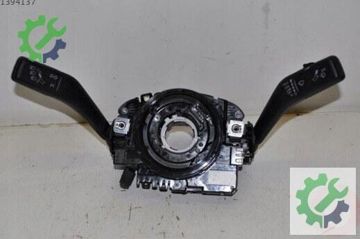 Volkswagen Caddy Sinyal Kolu çıkma parça