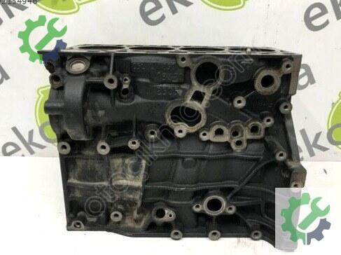 Volkswagen Caddy Motor Bloğu 05L100031 çıkma parça