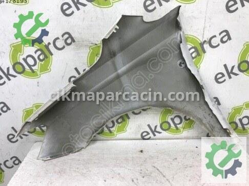 Volkswagen Caddy Sağ Ön Çamurluk 2K7821106 çıkma parça