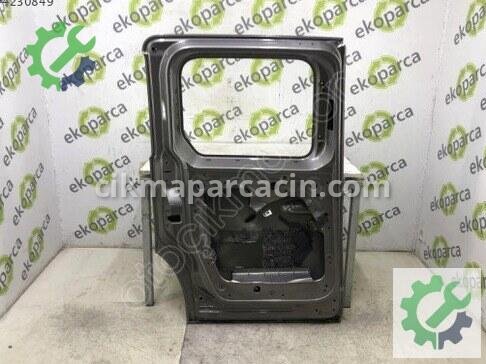 Volkswagen Caddy Sol Sürgülü Kapı 2K7843107 çıkma parça