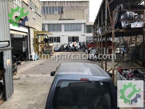 Volkswagen Caddy Arka Çamurluk 2K5817111 çıkma parça
