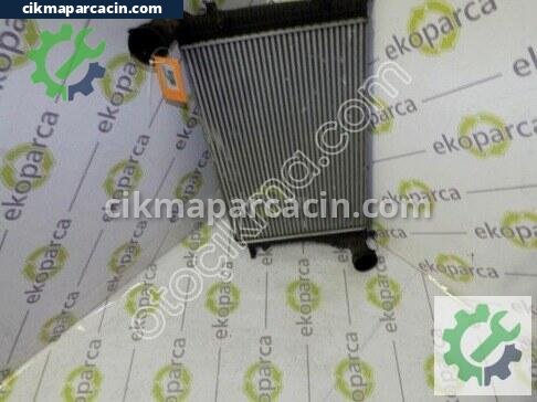 Volkswagen VW CC Intercooler Radyatörü çıkma parça