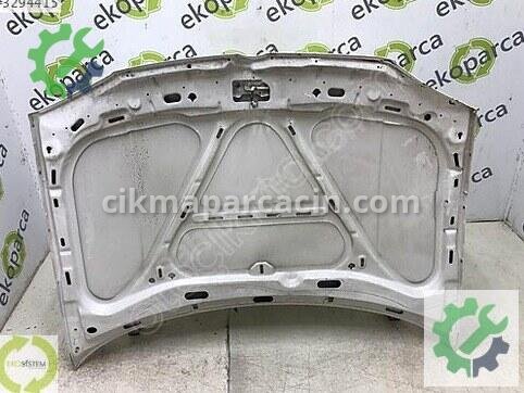 Volkswagen Golf Kaput 1J0823031B çıkma parça