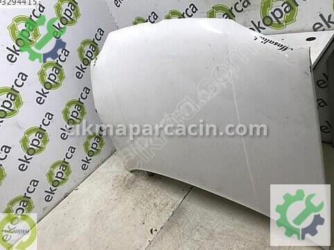 Volkswagen Golf Kaput 1J0823031B çıkma parça
