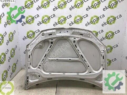 Volkswagen Golf Ön Kaput 1K0823031J çıkma parça